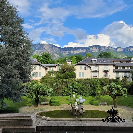 Au Palace Le Splendide 公寓 *